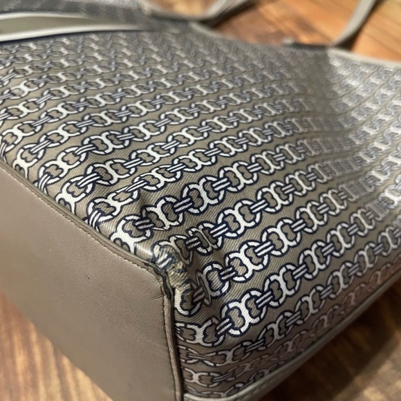 ❌SOLD❌Tory Burch Tote - Picture 8 of 12